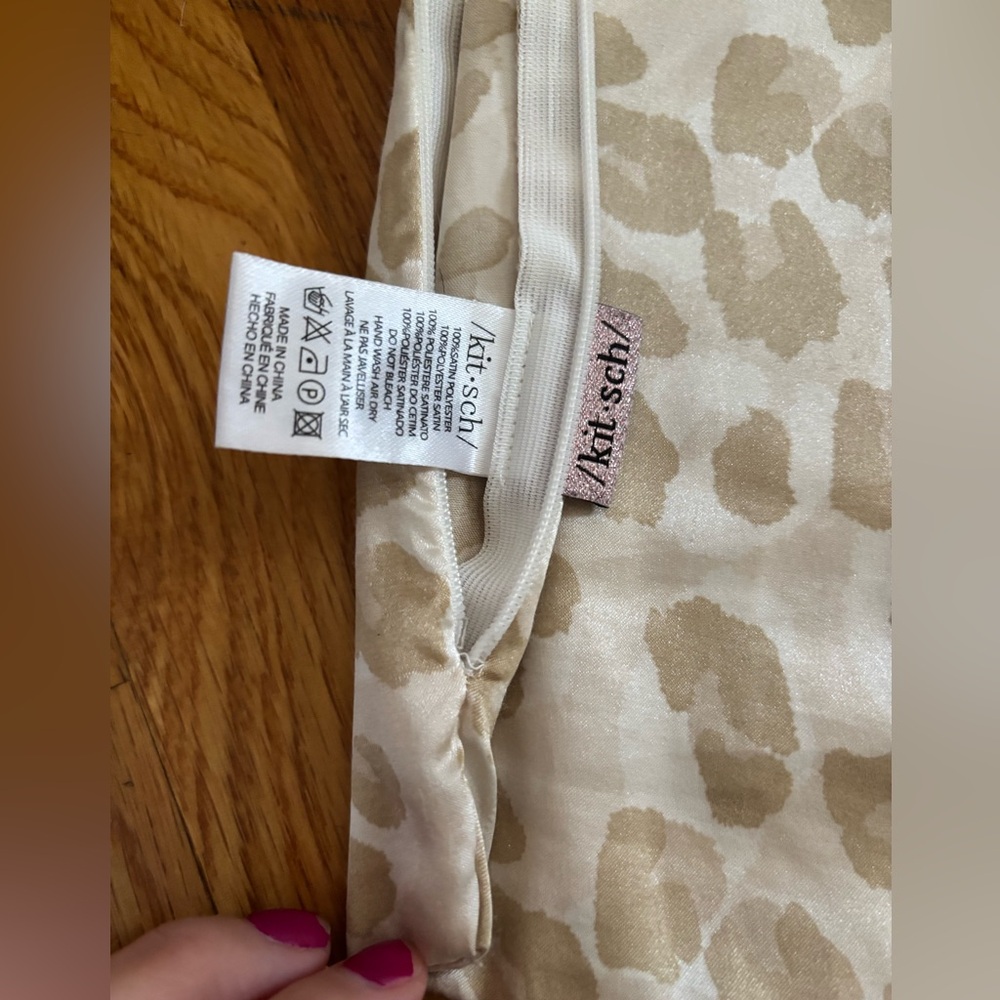 Kitsch Pillowcase / Queen - Picture 2 of 5